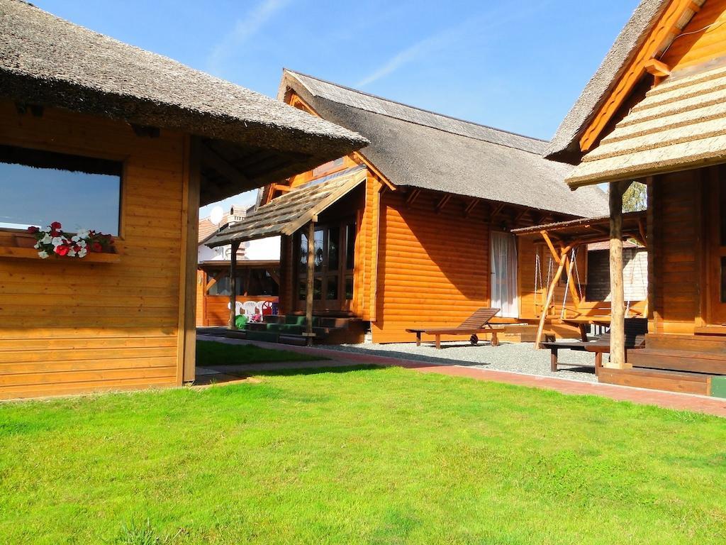 Apartament Sulyom Panzio Tiszafüred Pokój zdjęcie